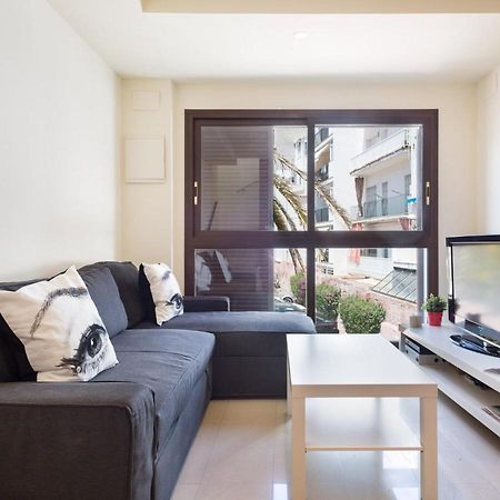 Villa Tassis, Acogedora Villa Con 5 Apartamentos, Piscina Al Aire Libre Con Capacidad Para Grupos- Pet Friendly By Globalsitges Zewnętrze zdjęcie