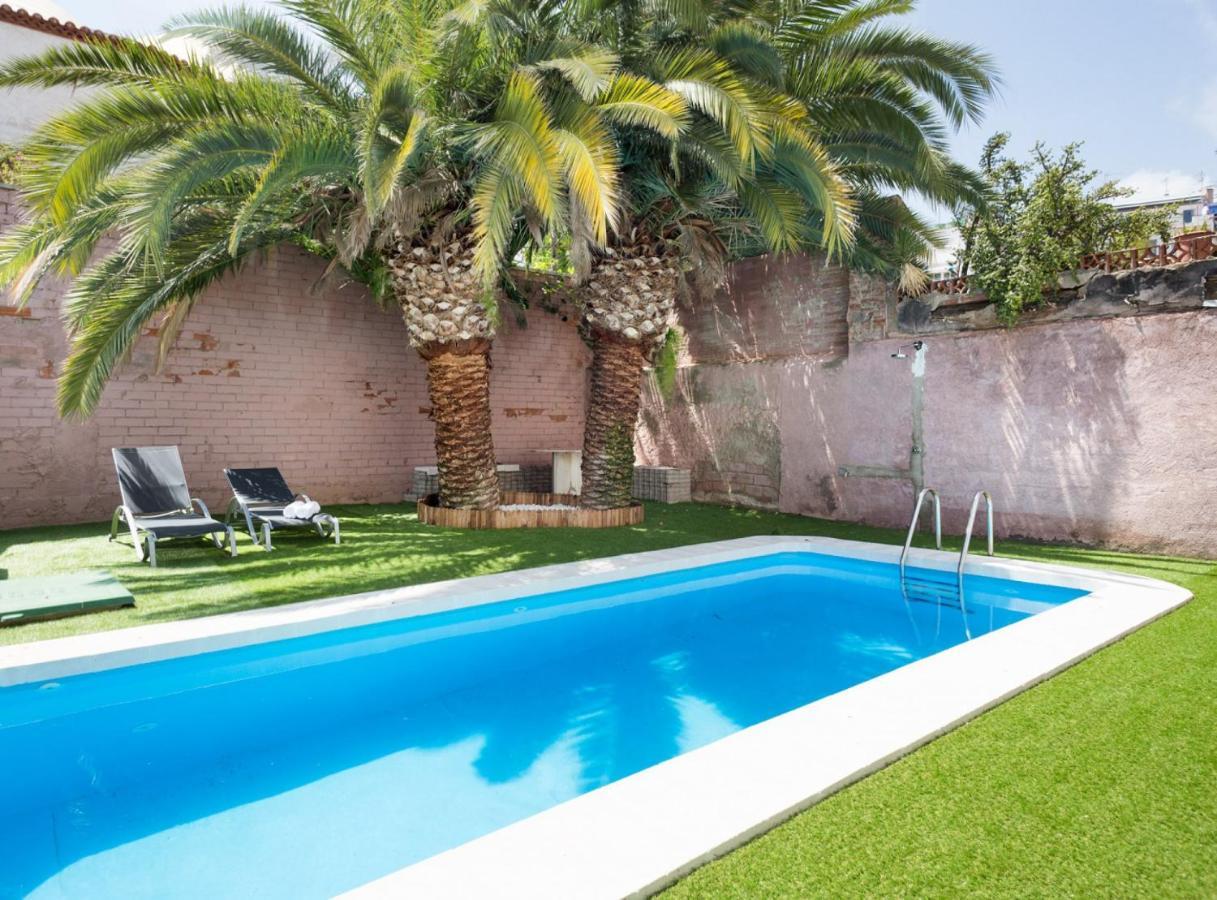 Villa Tassis, Acogedora Villa Con 5 Apartamentos, Piscina Al Aire Libre Con Capacidad Para Grupos- Pet Friendly By Globalsitges Zewnętrze zdjęcie